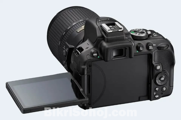 Nikon D5300 DSLR Camera
